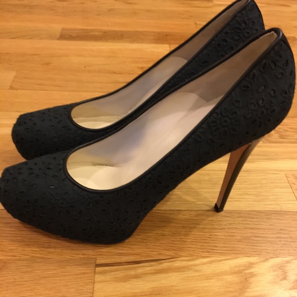 Brian Atwood Black Leather Pumps Covered in Eyelet - Picture 4 of 8
